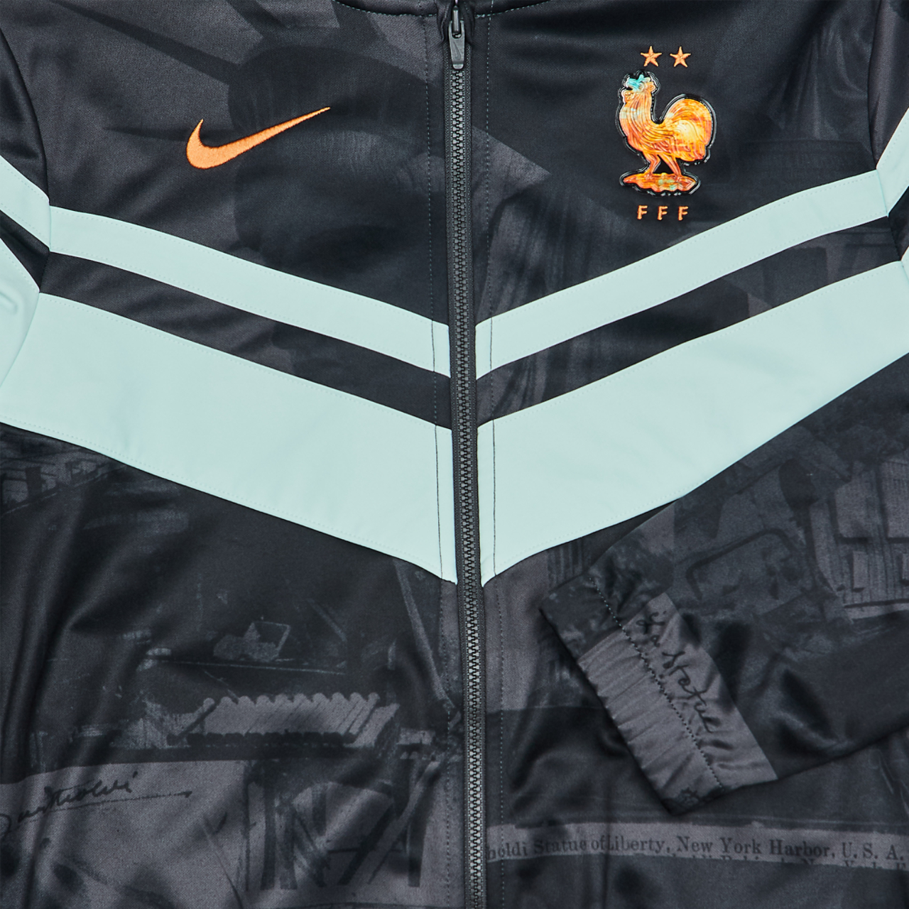 Nike Fff Df Ts Afbeelding 7 van 7. Tik om de fotogalerij te openen..