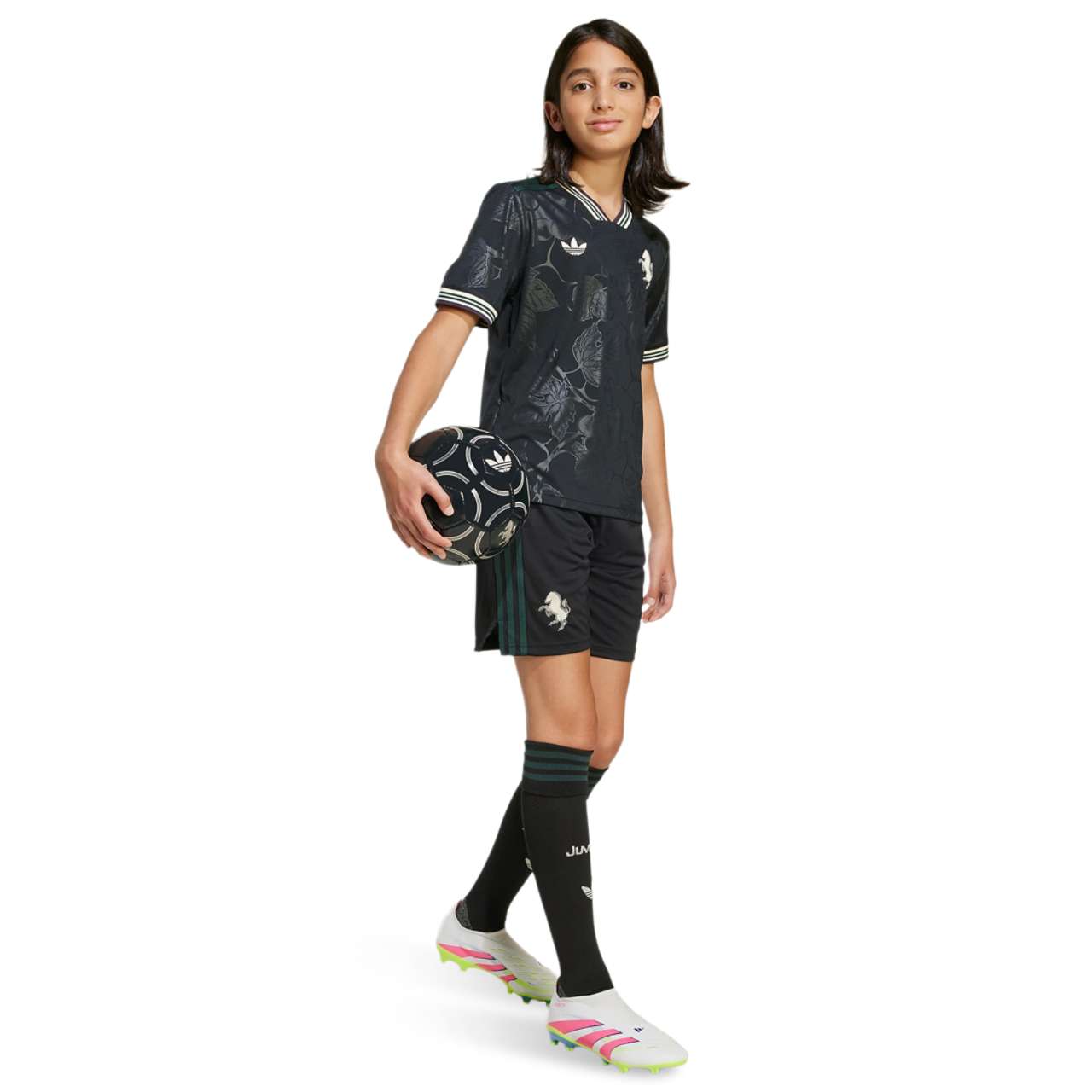 adidas Juventus 25/26 Third Shorts Imagen 2 de 5. Toque para abrir la galería de fotos.