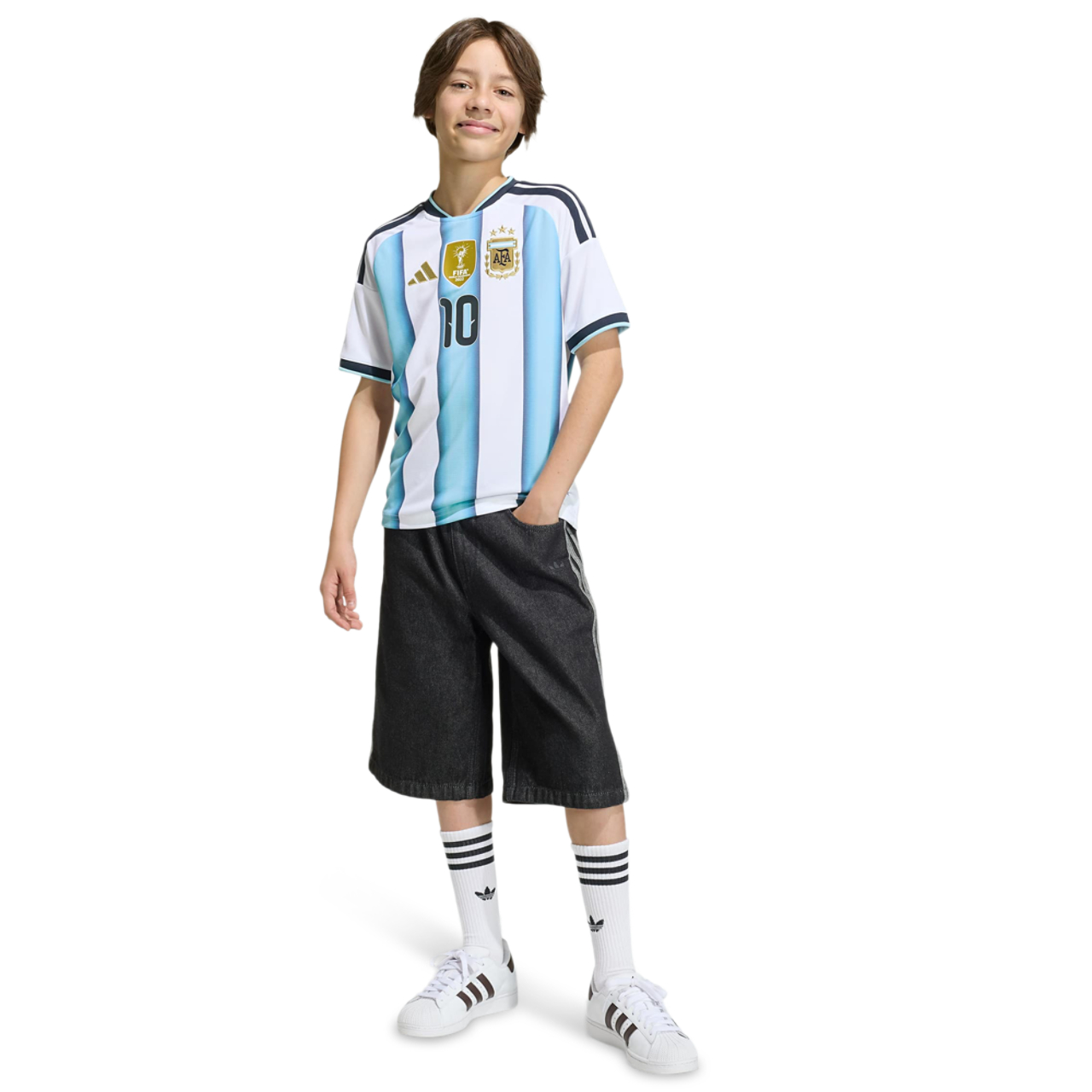 adidas Argentina 26 Home Replica Messi Jersey Image 2 sur 4. Appuyez pour ouvrir la galerie de photos.