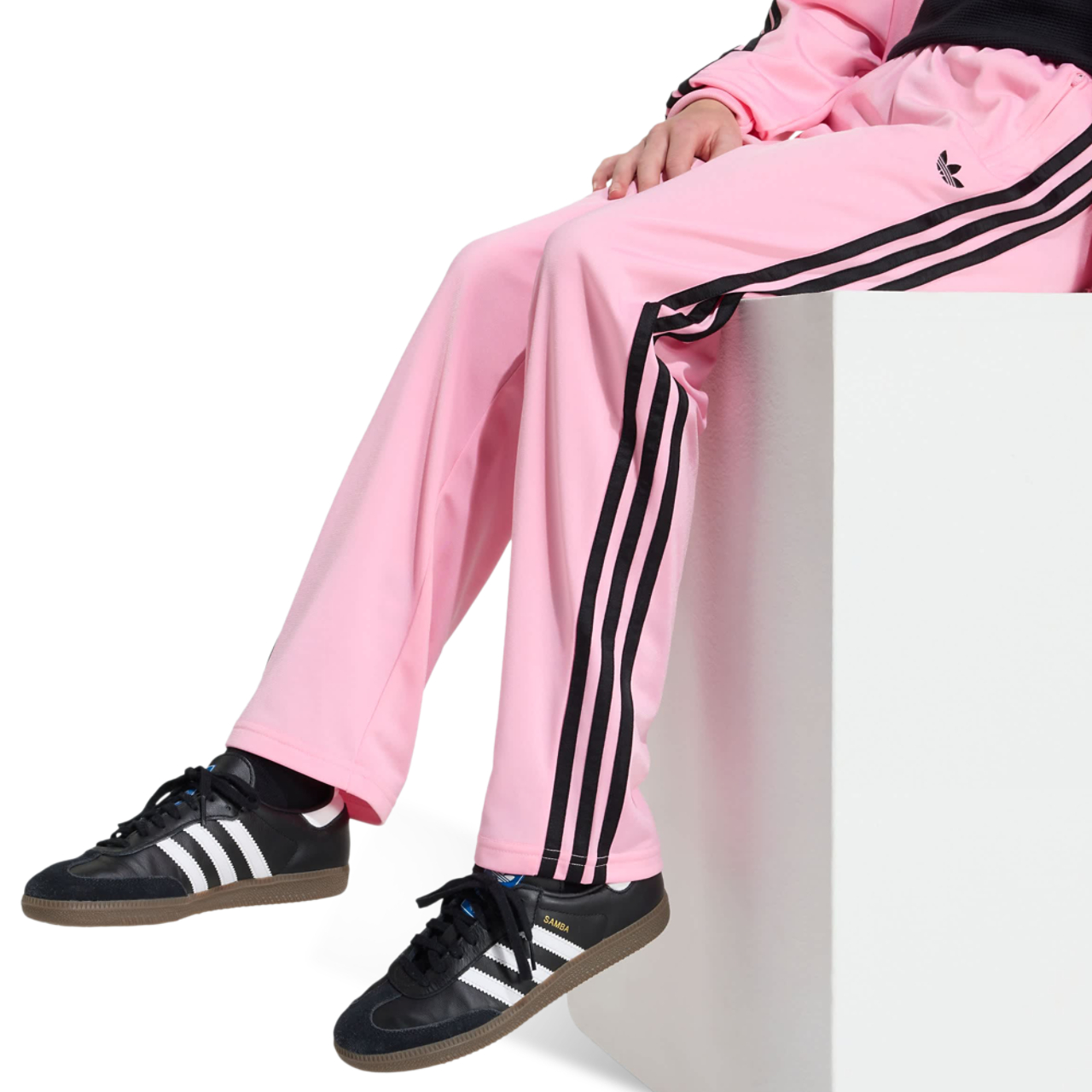 adidas Firebird Track Tracksuit Bottoms Immagine 3 di 4. Tocca per aprire la galleria fotografica.