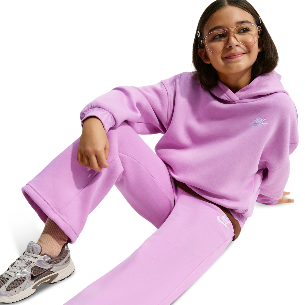 Nike Club Fleece Wide-leg Trousers Imagen 3 de 5. Toque para abrir la galería de fotos.