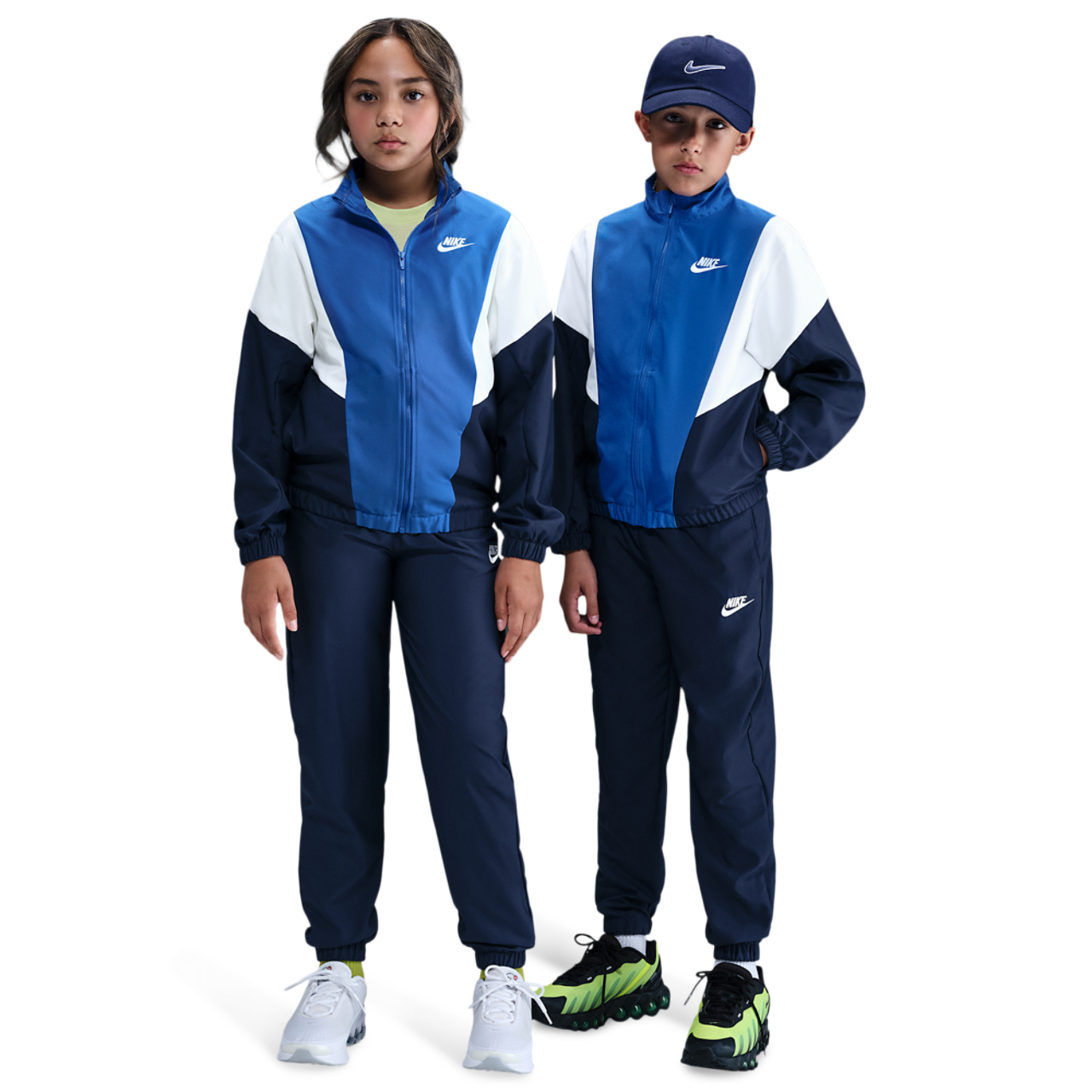 Nike Woven Tracksuit Image 1 sur 4. Appuyez pour ouvrir la galerie de photos.