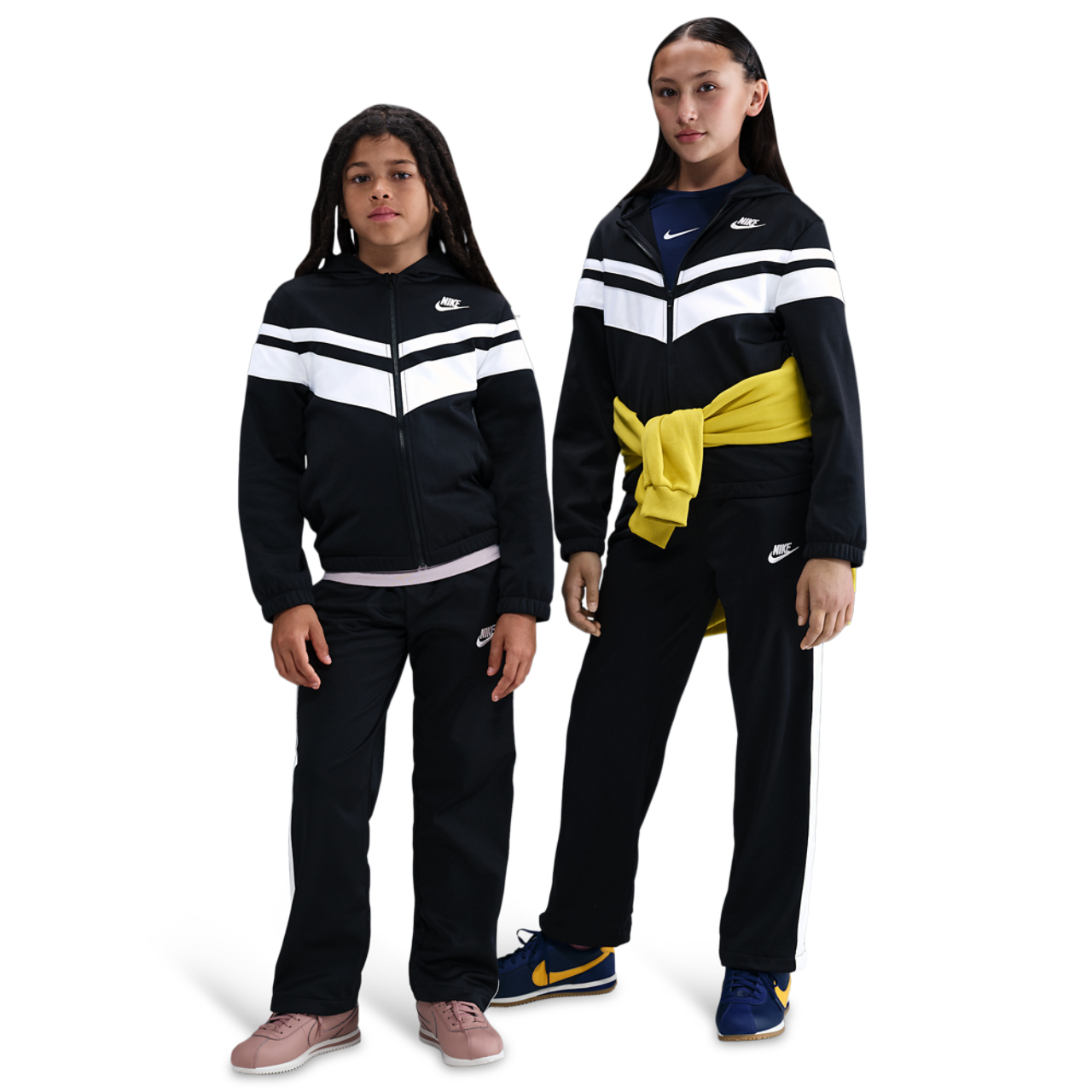 Nike Dri-fit Hooded Tracksuit Afbeelding 1 van 4. Tik om de fotogalerij te openen..