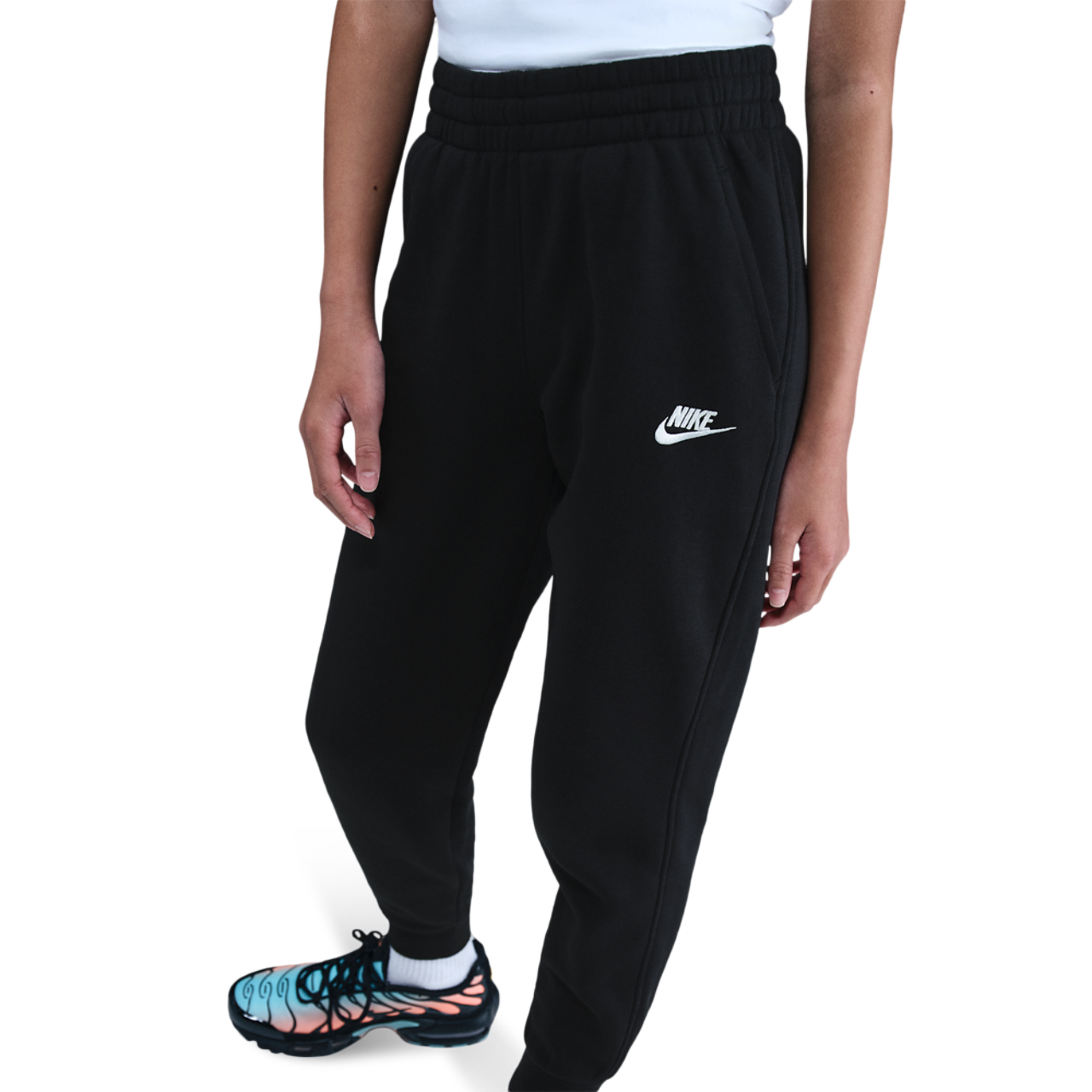 Nike Club Fleece Hooded Tracksuit Afbeelding 4 van 4. Tik om de fotogalerij te openen..