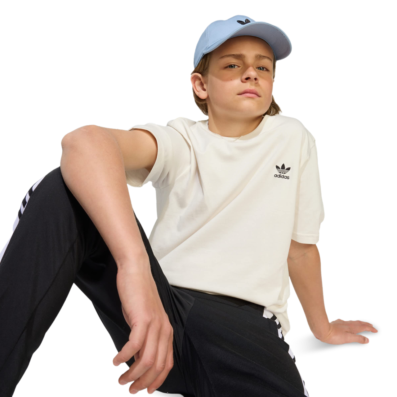 adidas T-shirt Bild 3 von 4. Antippen, um die Fotogalerie zu öffnen.