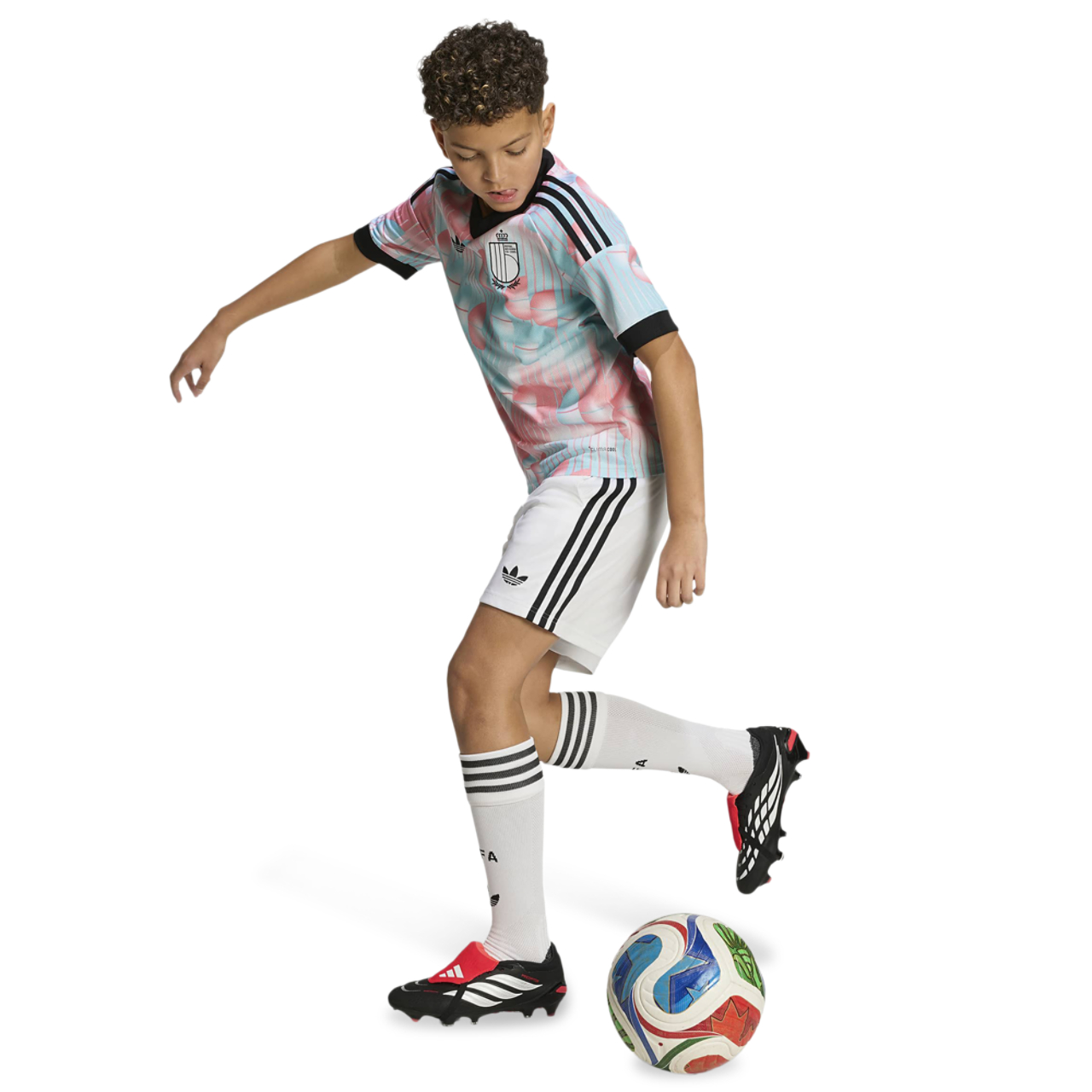 adidas Belgium 26 Away Jersey Bild 1 von 4. Antippen, um die Fotogalerie zu öffnen.