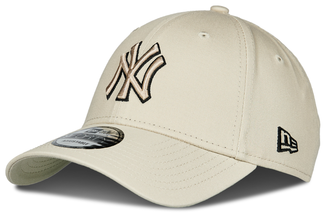 New Era 9FORTY MLB New York Yankees Image 1 of 5. Tap to open photo gallery.