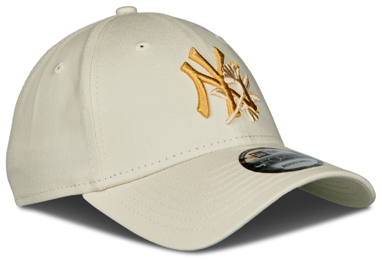 New Era 9FORTY MLB New York Yankees Image 3 of 5. Tap to open photo gallery.