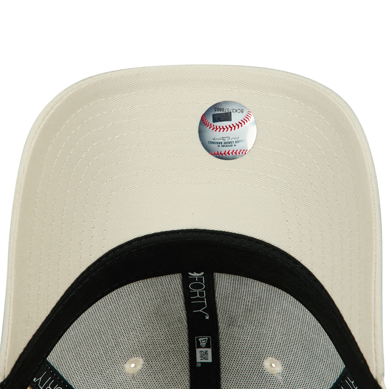New Era 9FORTY MLB New York Yankees Image 5 of 5. Tap to open photo gallery.