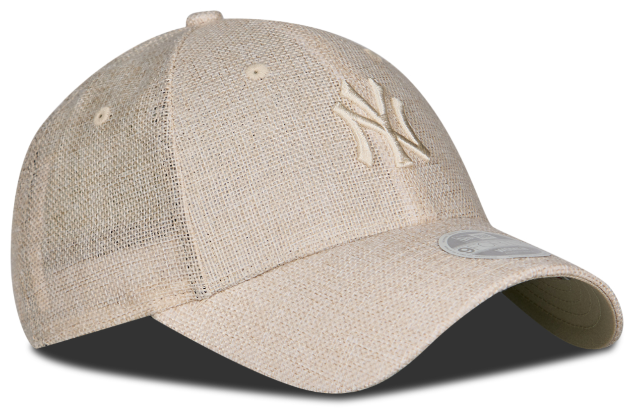 New Era 9FORTY MLB New York Yankees Image 3 of 5. Tap to open photo gallery.