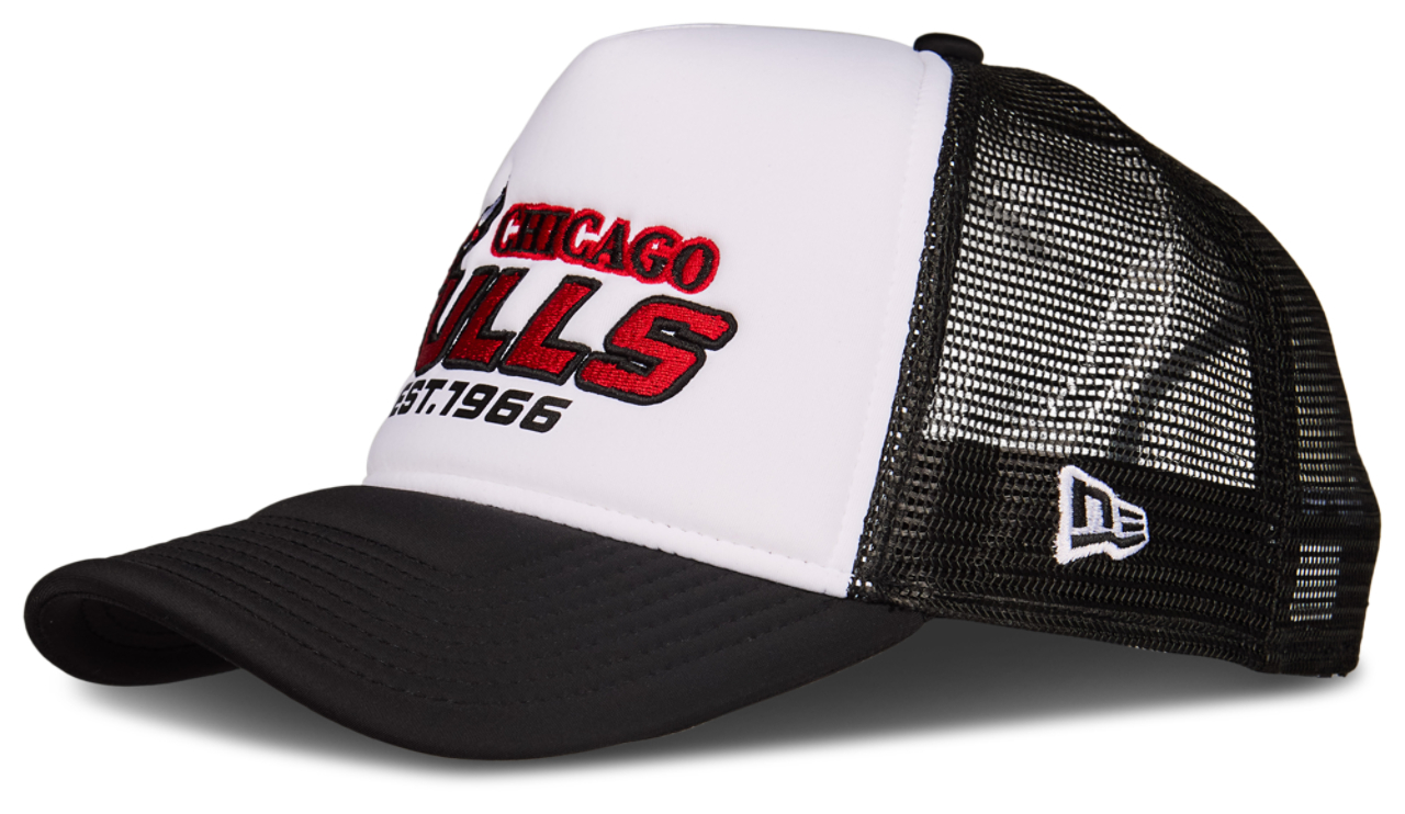 New Era Trucker Afbeelding 1 van 5. Tik om de fotogalerij te openen..