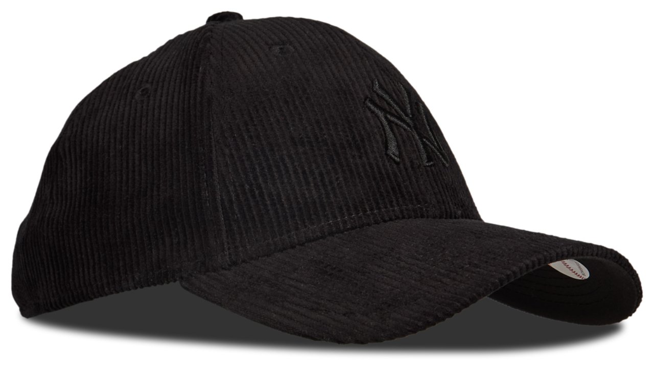 New Era 9FORTY MLB New York Yankees Image 3 of 5. Tap to open photo gallery.