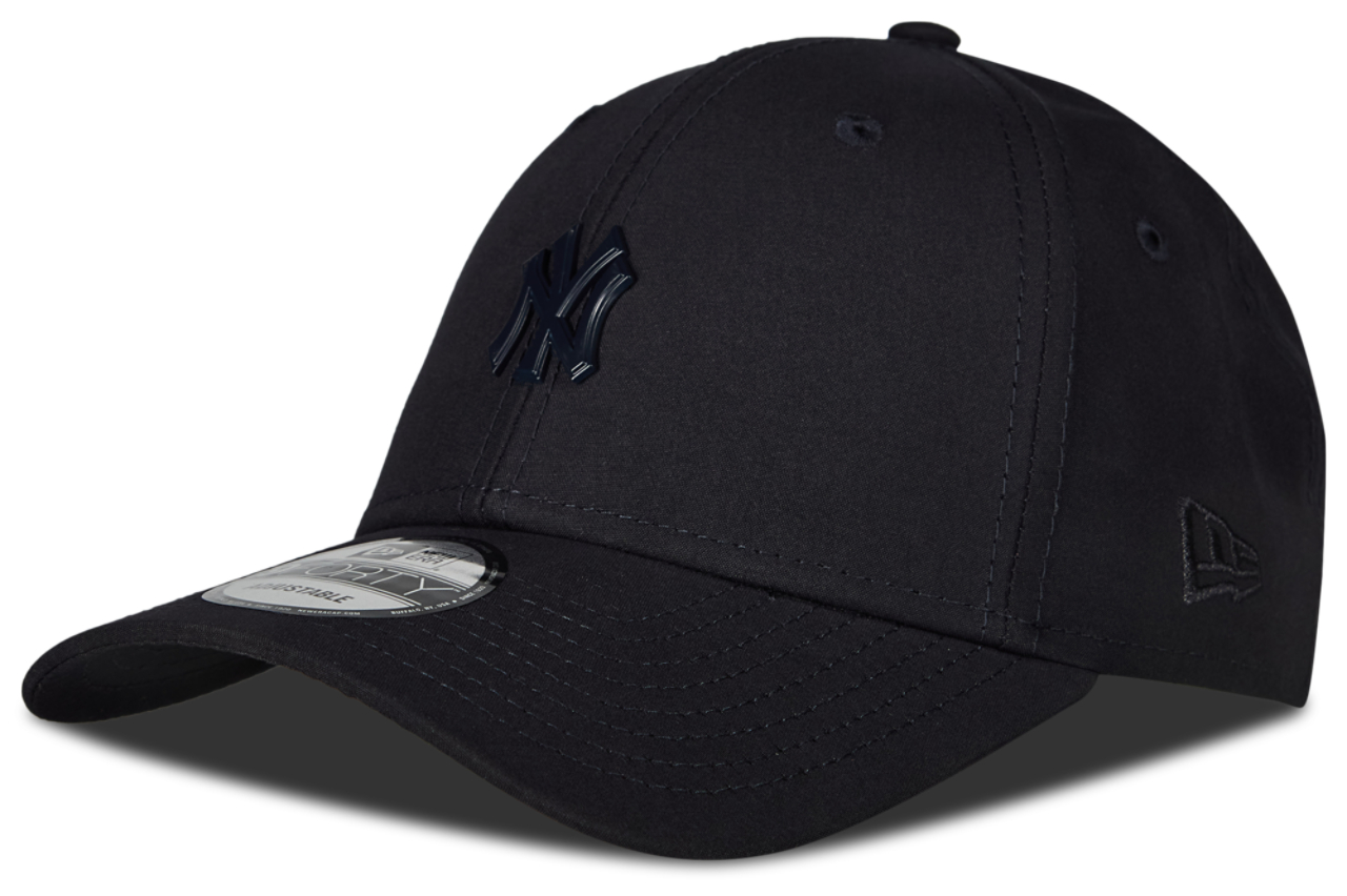 New Era 9FORTY MLB New York Yankees Image 1 of 5. Tap to open photo gallery.