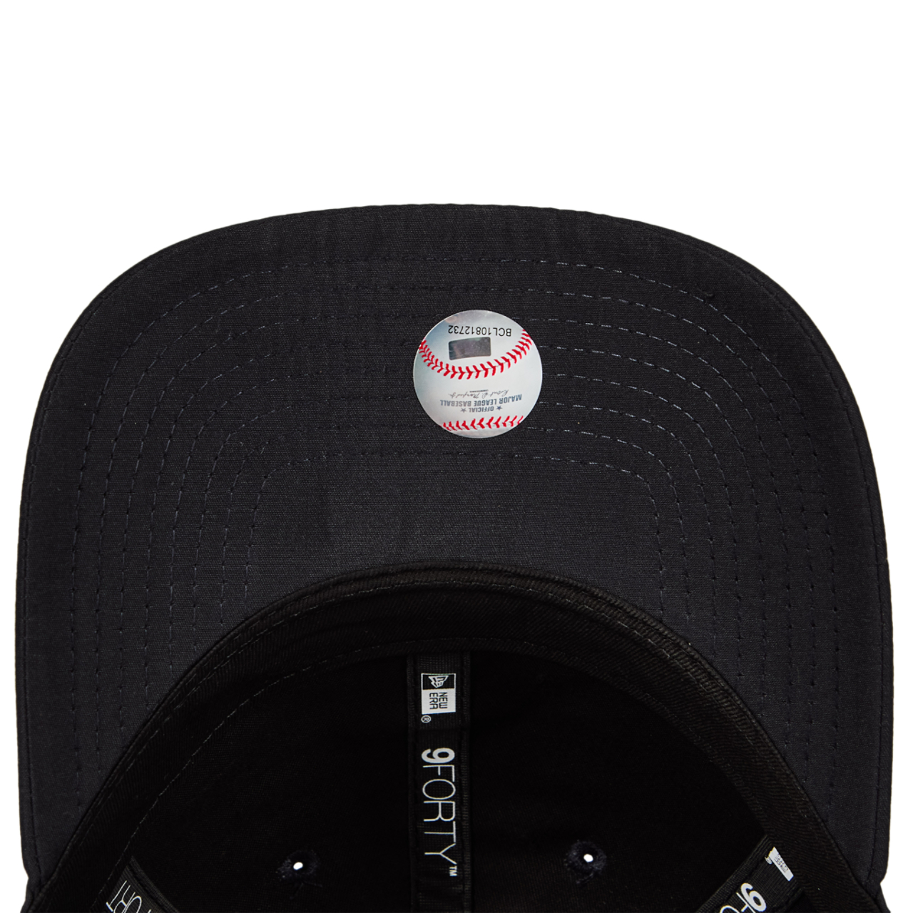 New Era 9FORTY MLB New York Yankees Image 5 of 5. Tap to open photo gallery.