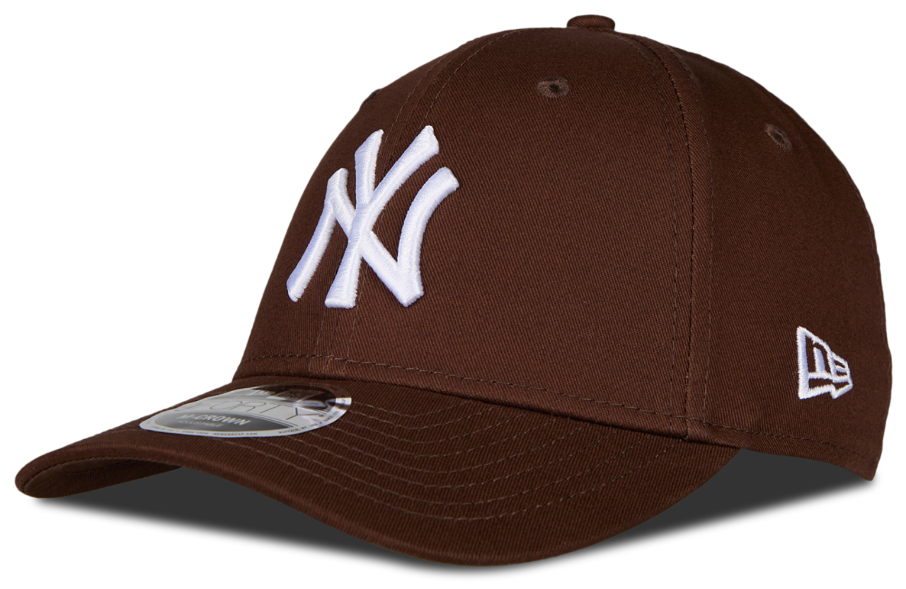 New Era 9FORTY MLB New York Yankees Image 1 of 5. Tap to open photo gallery.