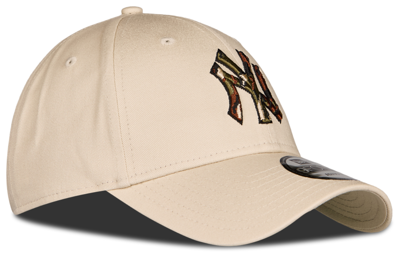 New Era 9FORTY MLB New York Yankees Image 3 of 5. Tap to open photo gallery.