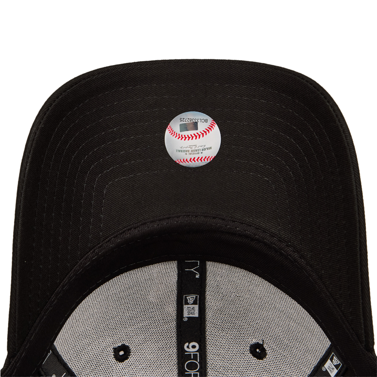 New Era 9FORTY MLB New York Yankees Image 5 of 5. Tap to open photo gallery.