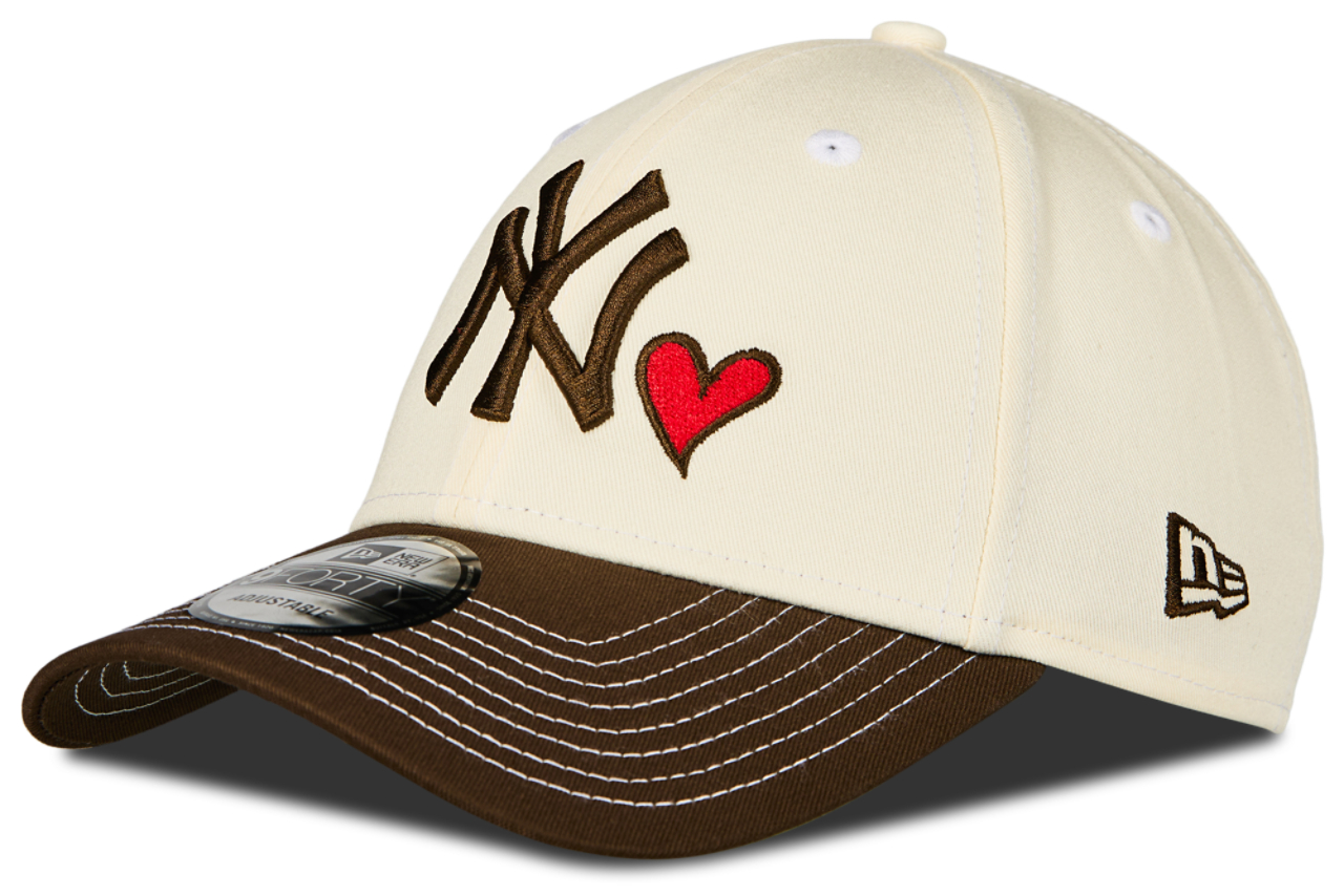 New Era 9FORTY MLB New York Yankees Image 1 of 5. Tap to open photo gallery.