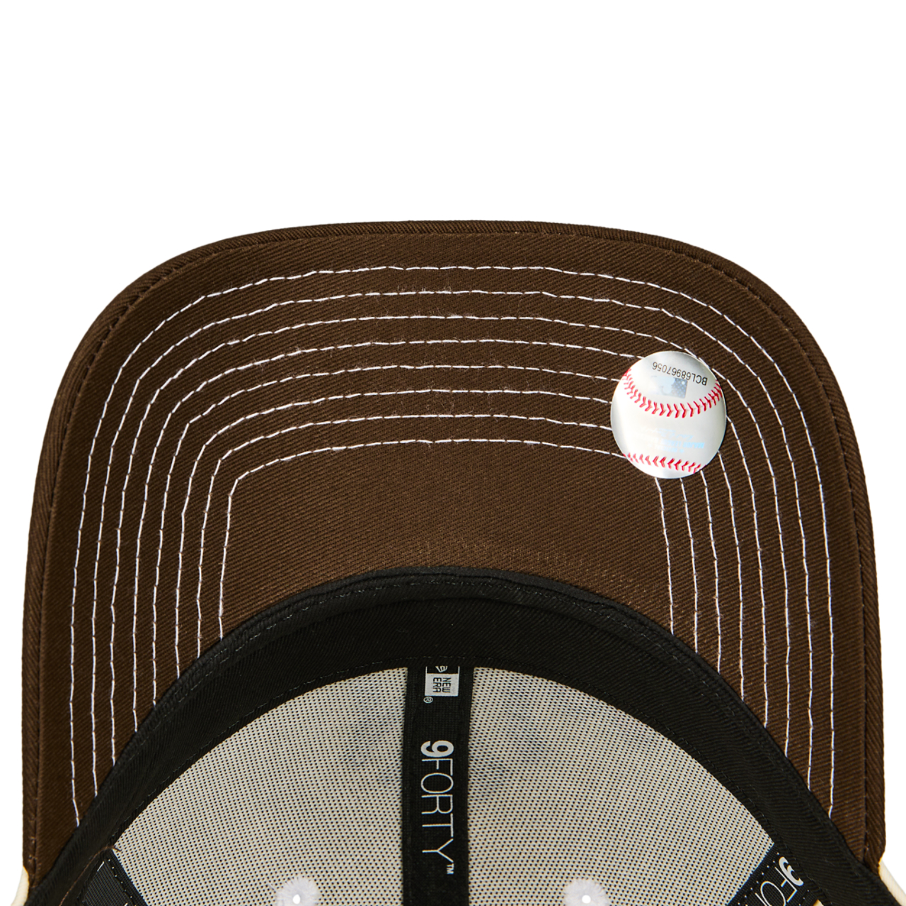New Era 9FORTY MLB New York Yankees Image 5 of 5. Tap to open photo gallery.