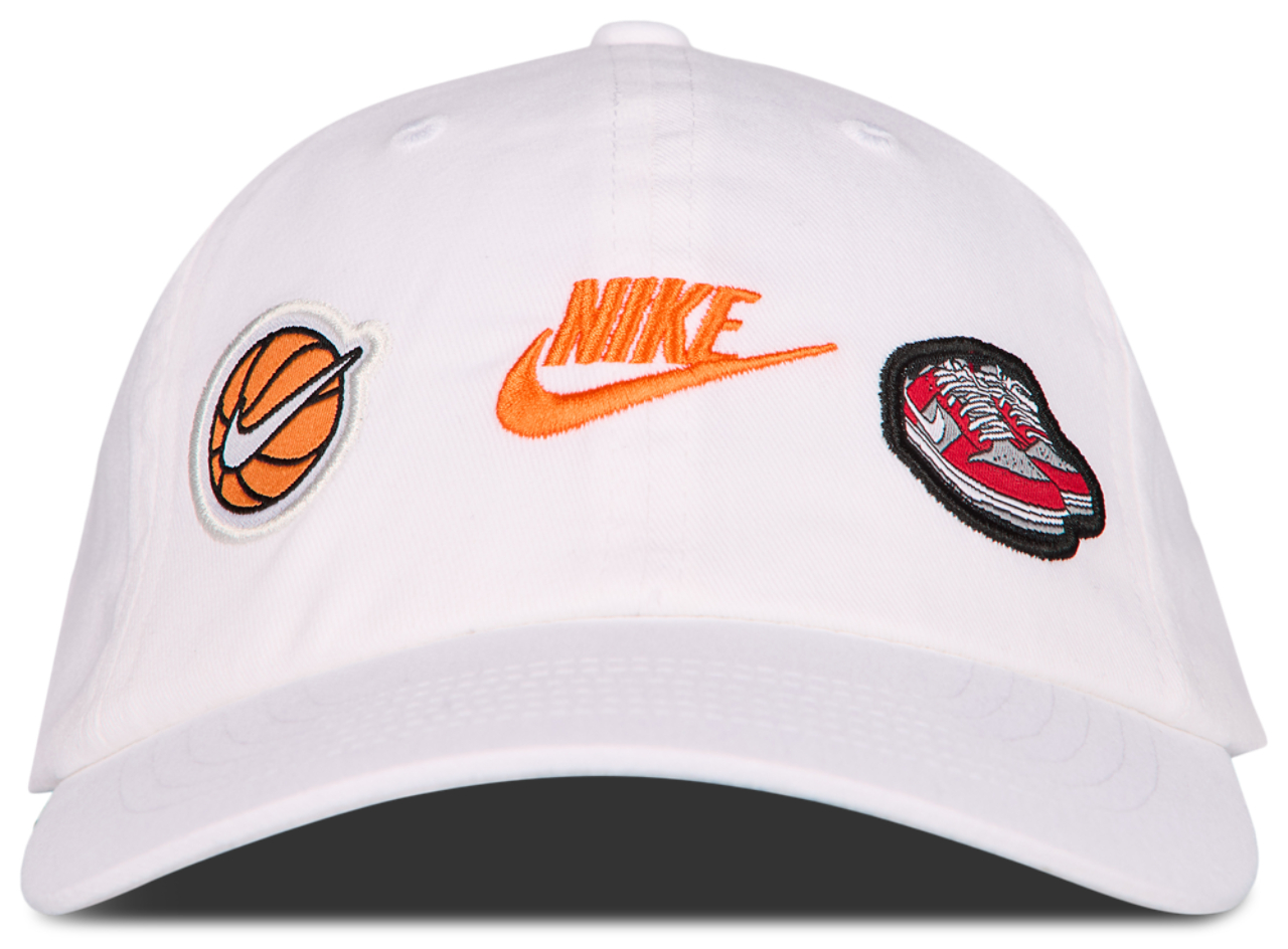 Nike Club Cap Image 2 sur 5. Appuyez pour ouvrir la galerie de photos.