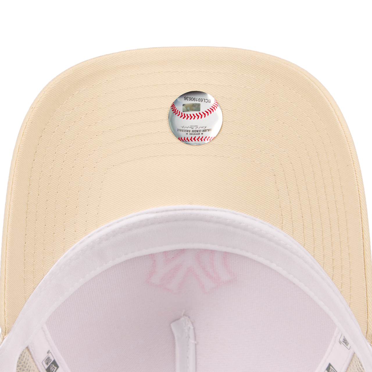 New Era Trucker Imagen 5 de 5. Toque para abrir la galería de fotos.