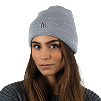New Era Silver Logo Beanie Afbeelding 7 van 8. Tik om de fotogalerij te openen..