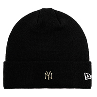 New Era Silver Logo Beanie Afbeelding 2 van 8. Tik om de fotogalerij te openen..