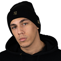 New Era Silver Logo Beanie Afbeelding 5 van 8. Tik om de fotogalerij te openen..