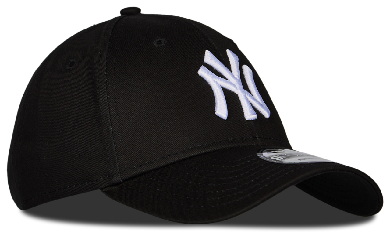 New Era 9FORTY MLB New York Yankees Image 3 of 5. Tap to open photo gallery.