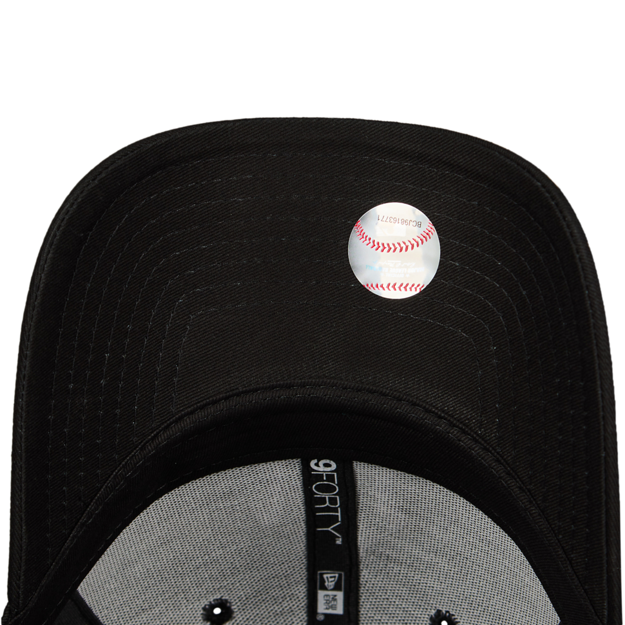 New Era 9FORTY MLB New York Yankees Image 5 of 5. Tap to open photo gallery.