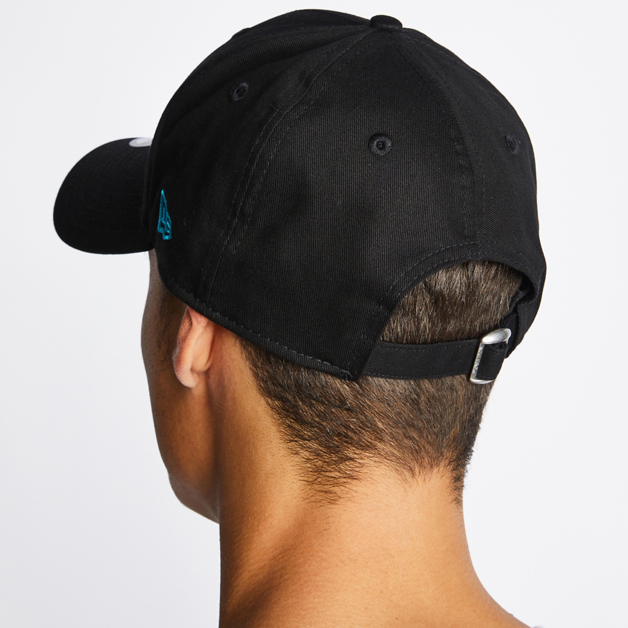 New Era 9Forty League Essential Image 7 of 7. Tap to open photo gallery.