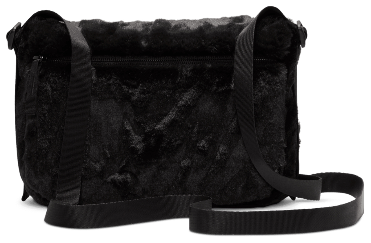 Nike Cross Body Image 4 of 5. Tap to open photo gallery.