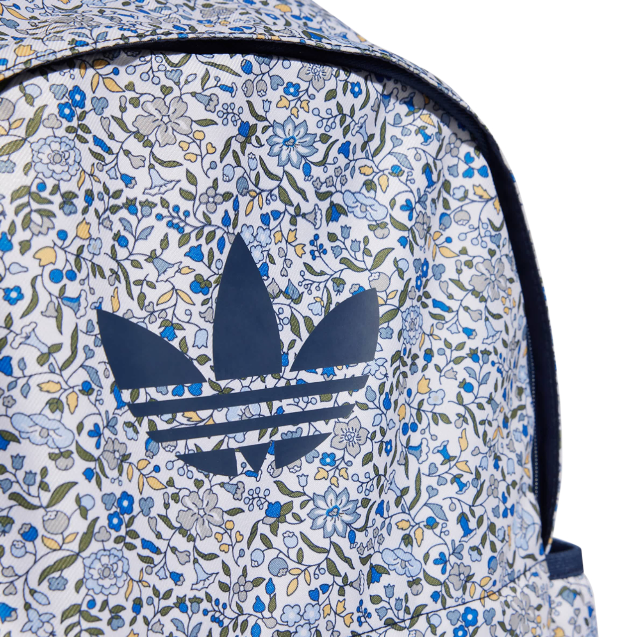 adidas Originals X Liberty London Backpack Afbeelding 2 van 4. Tik om de fotogalerij te openen..