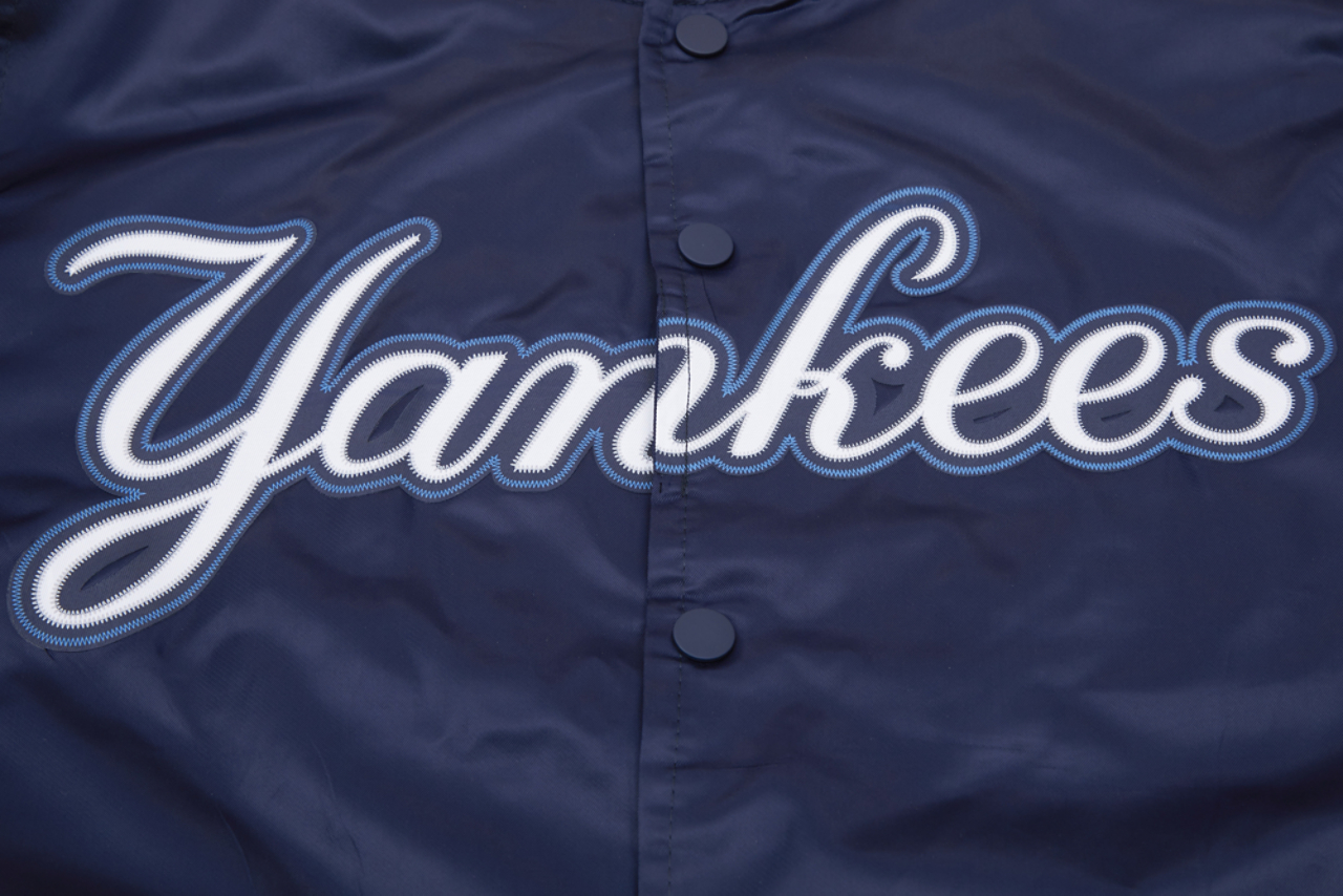 Pro Standard NEW YORK YANKEES SATIN JACKET Image 6 of 9. Tap to open photo gallery.