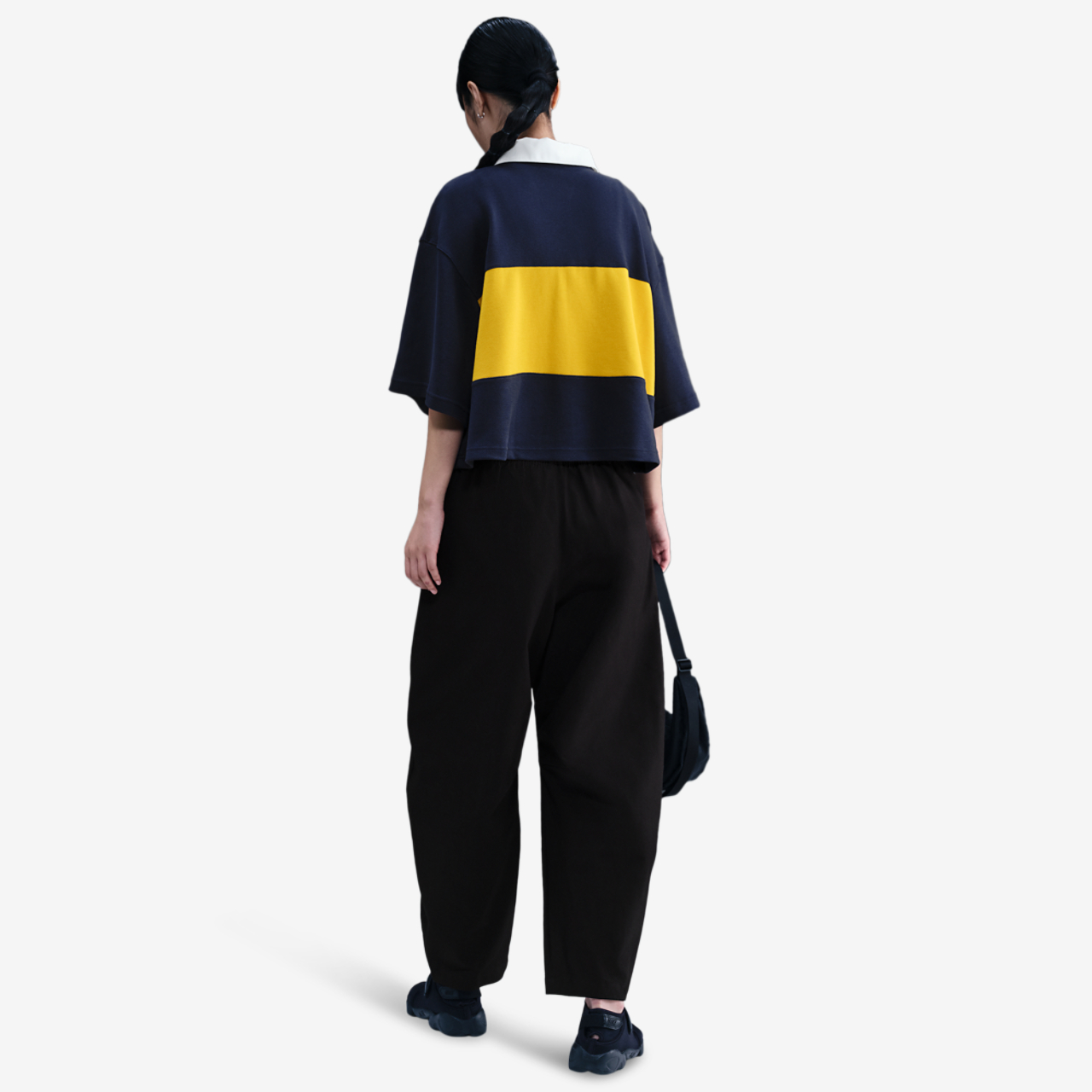 Nike NSW Street Barrel Pants Image 4 of 4. Tap to open photo gallery.