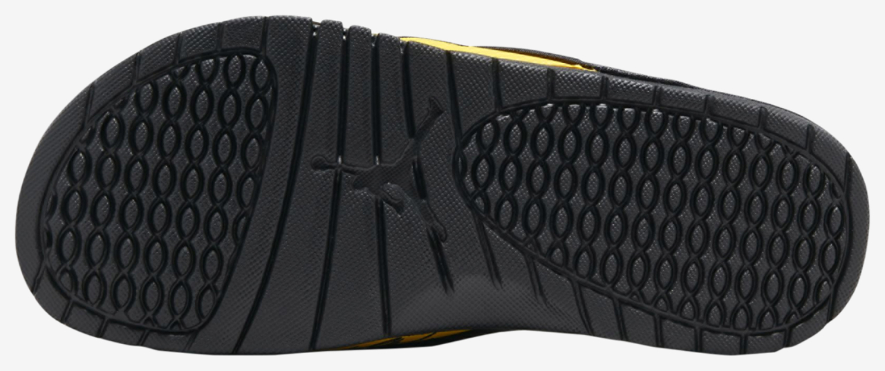 Jordan Retro 4 Hydro Image 3 of 3. Tap to open photo gallery.