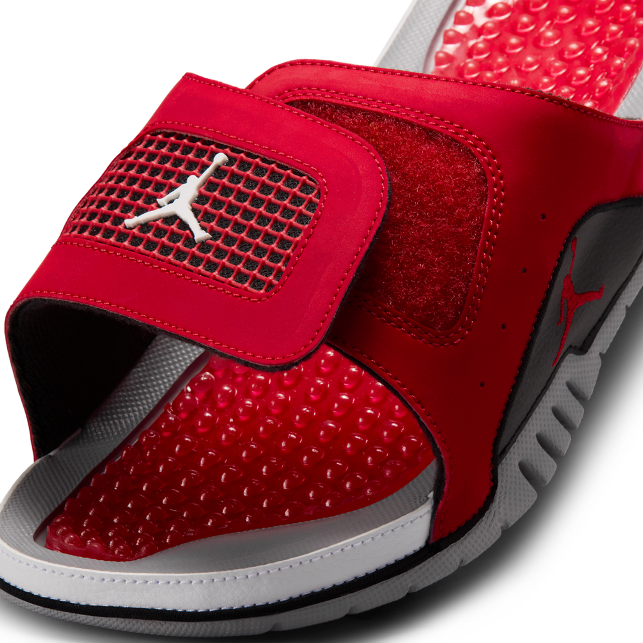 Jordan Retro 4 Hydro Image 6 of 6. Tap to open photo gallery.