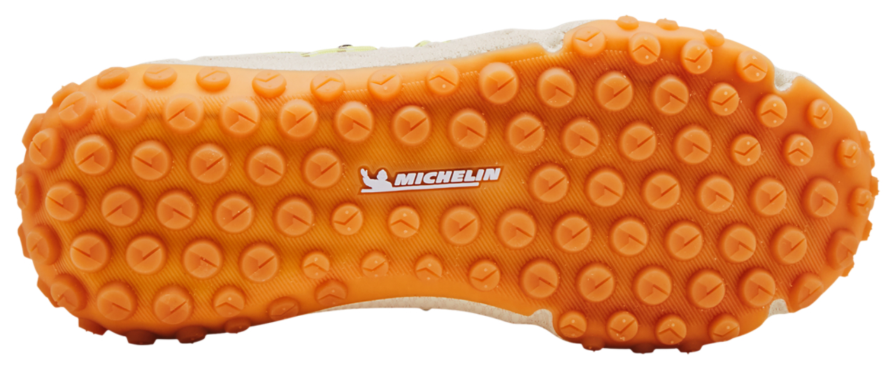 Under Armour HOVR Fat Tire With Cuff Image 4 of 4. Tap to open photo gallery.
