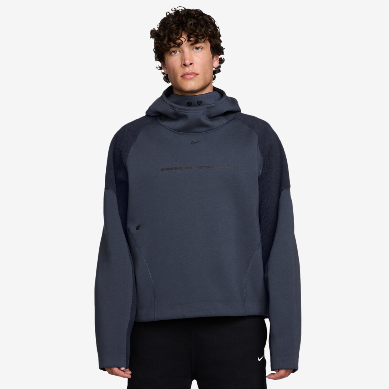 Nike Tech Windwall Pullover Hood - Men's | Foot Locker