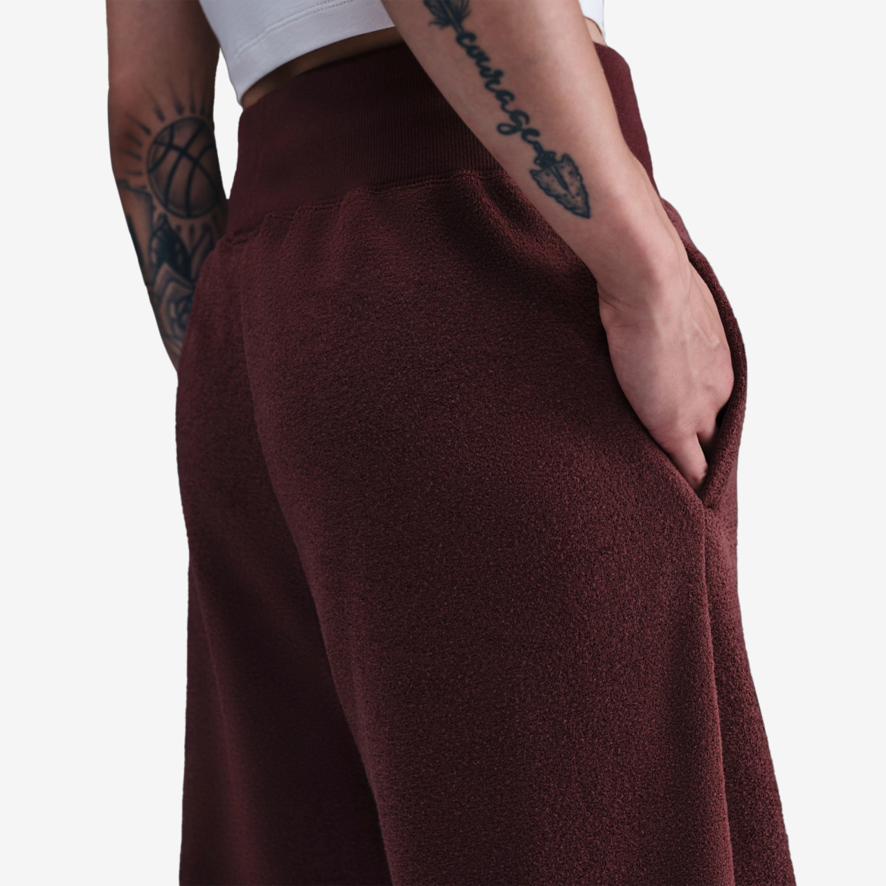 Nike NSW Phoenix Plush Wide Pants Image 2 of 5. Tap to open photo gallery.