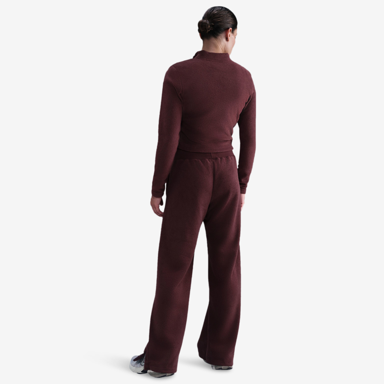 Nike NSW Phoenix Plush Wide Pants Image 4 of 5. Tap to open photo gallery.