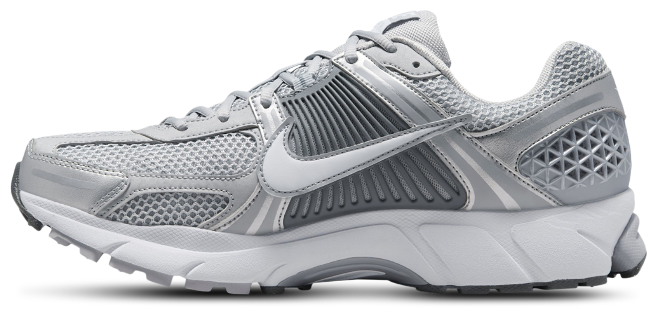 Nike Zoom Vomero 5 Image 2 de 5. Appuyez pour ouvrir la galerie de photos.