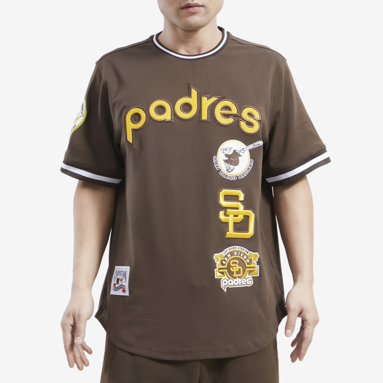 Pro Standard PADRES RETRO CLASSIC DK TEE Image 1 of 4. Tap to open photo gallery.