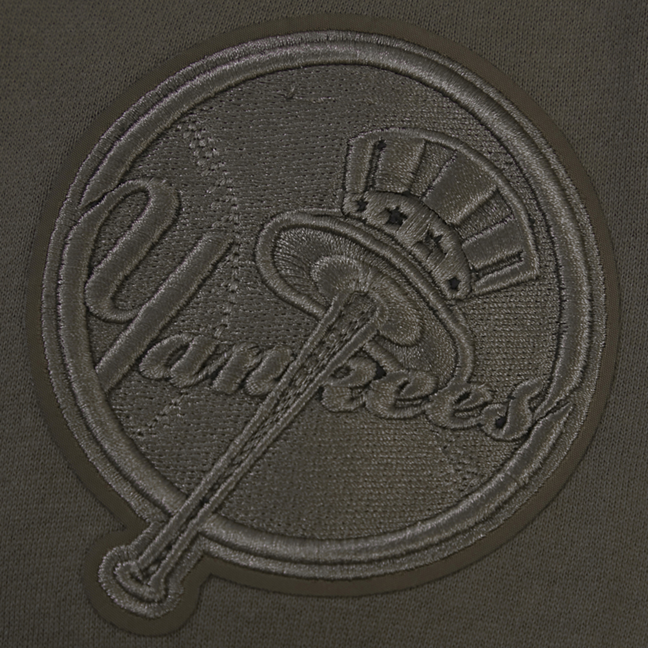 Pro Standard Yankees Pullover Hoodie Image 7 of 7. Tap to open photo gallery.