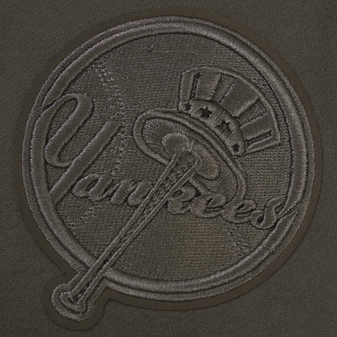 Pro Standard Yankees Pullover Hoodie Image 7 of 7. Tap to open photo gallery.