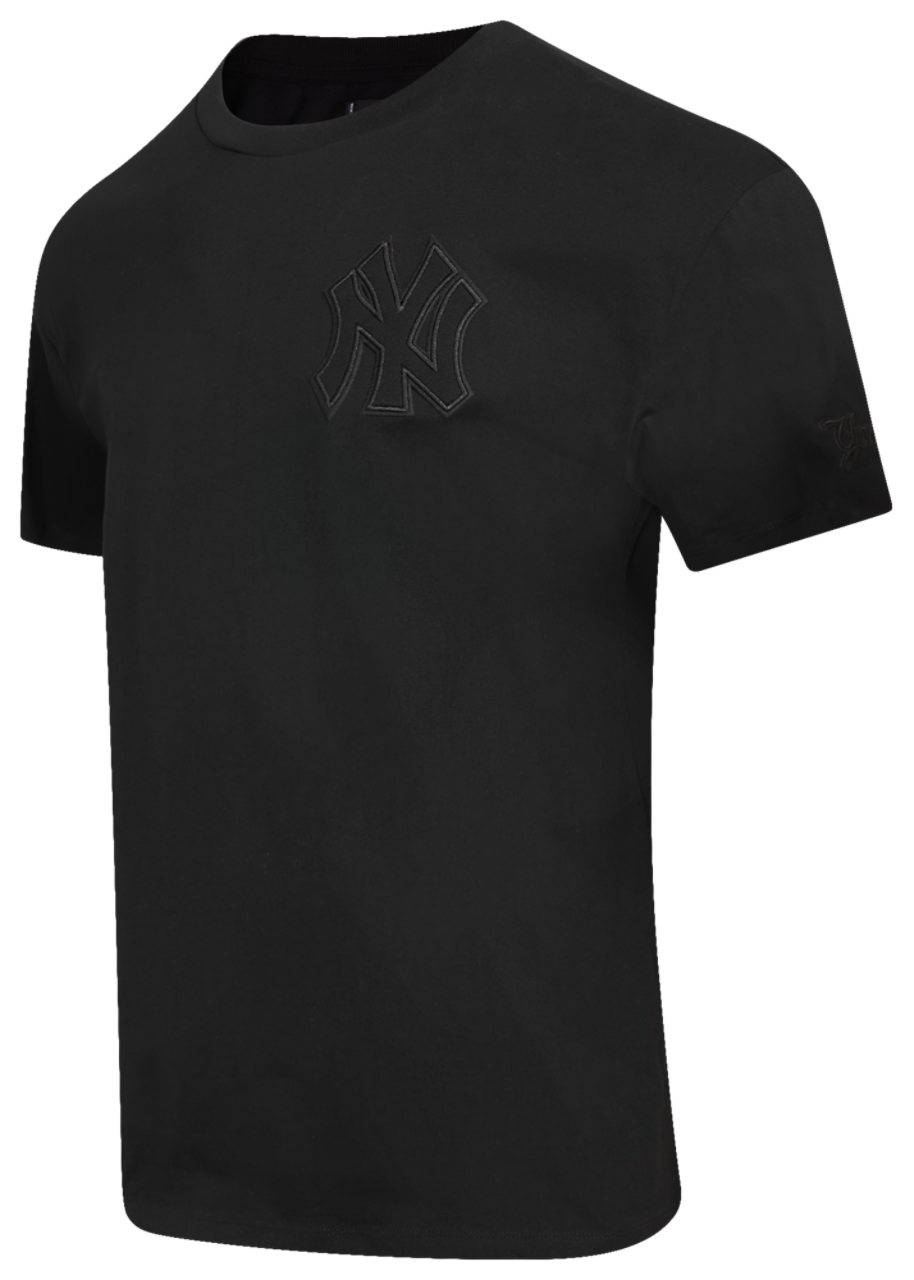 Pro Standard NEW YORK YANKEES TOP Image 3 of 5. Tap to open photo gallery.