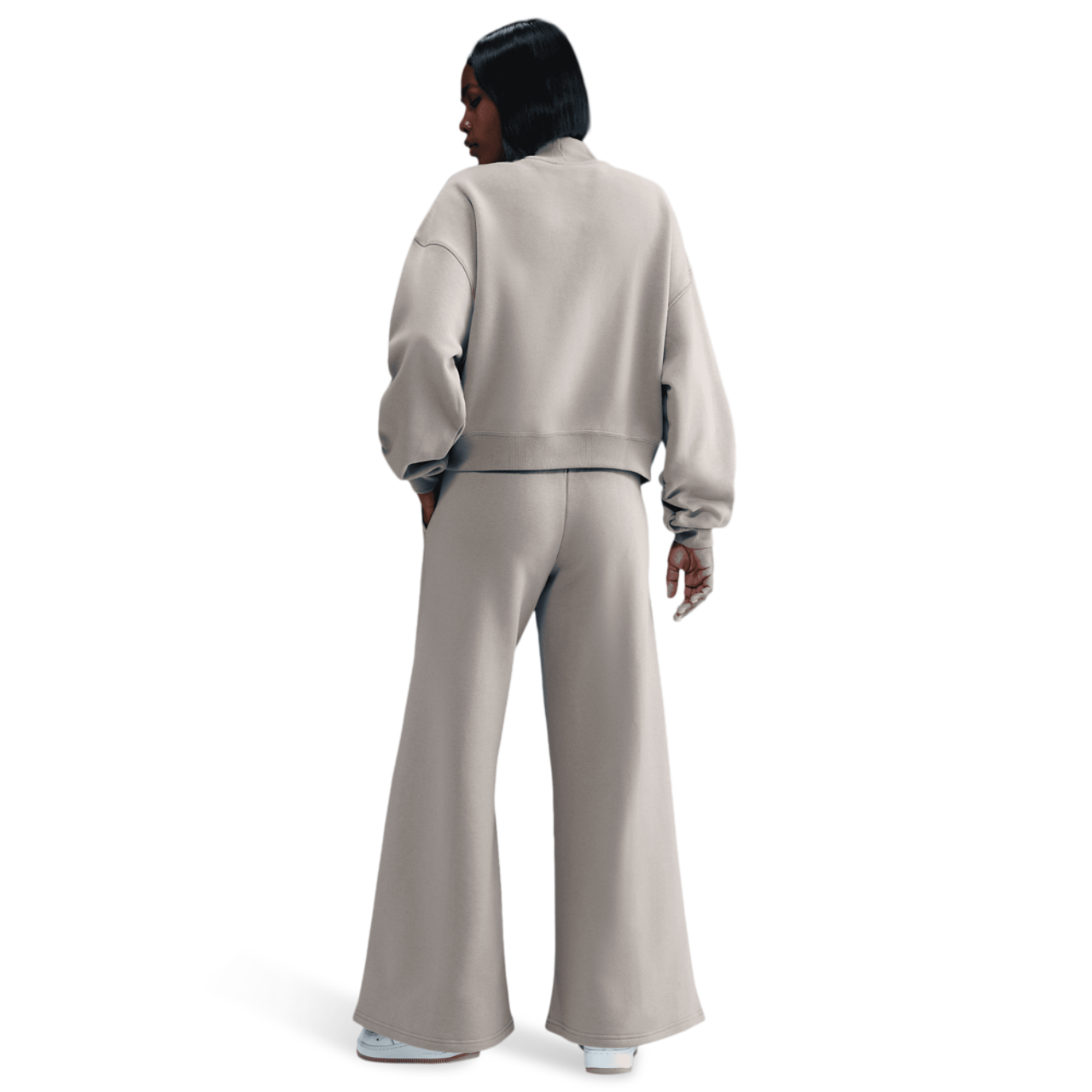 Nike NSW Phoenix Fleece Pants Image 5 of 5. Tap to open photo gallery.
