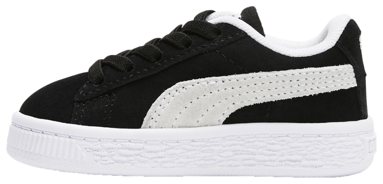 PUMA Suede Classic XXI Image 2 of 5. Tap to open photo gallery.
