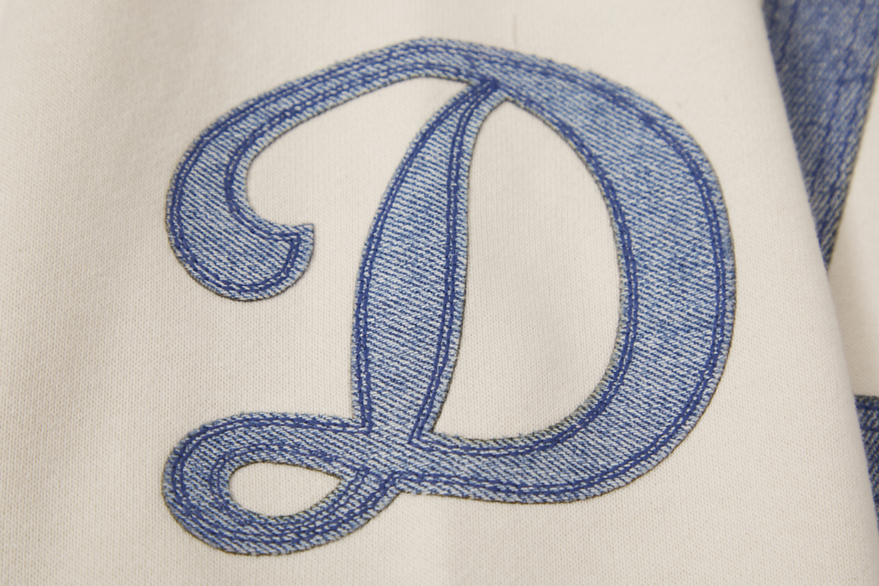 Pro Standard Dodgers Pullover Hoodie Image 8 of 10. Tap to open photo gallery.