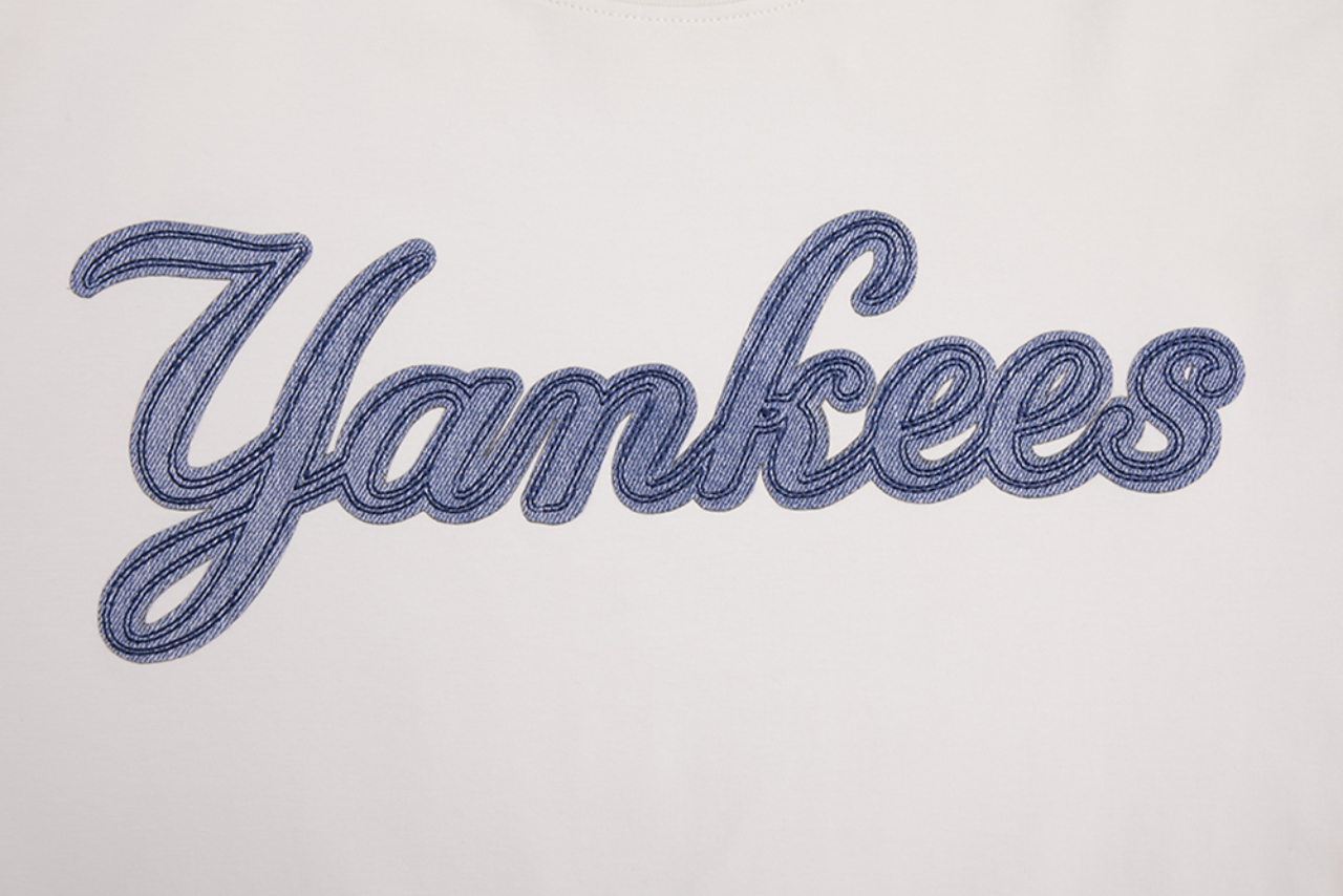 Pro Standard NEW YORK YANKEES TOP Image 5 of 6. Tap to open photo gallery.